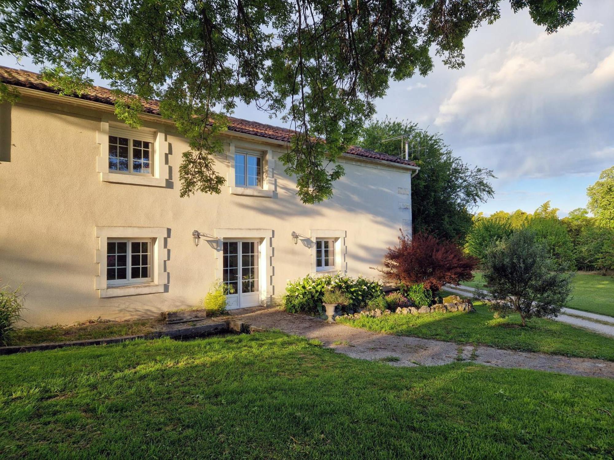 La Source, Location Saisonniere Proche Cognac Villa Eksteriør billede